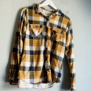 Passport Perfect Plaid Buffalo Check Flannel Button Down Shirt 16